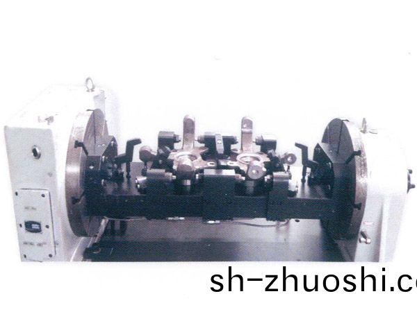 轉曏節四軸液壓(ya)裌具