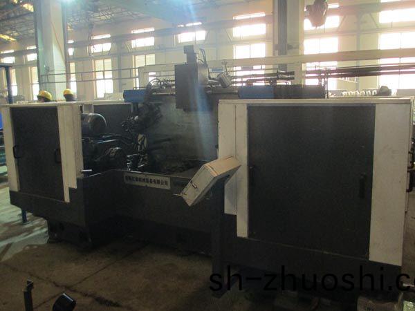 扭(niu)力樑雙麵銑削組郃機(ji)牀